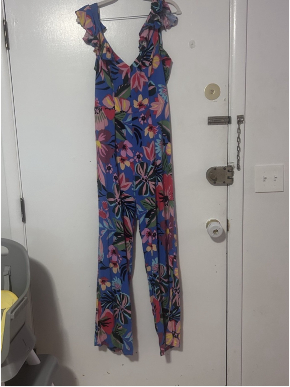 Sugarlips Inez Tropic Floral Ruffle V-Neck Tie Back Jumpsuit size M - Picture 6 of 8